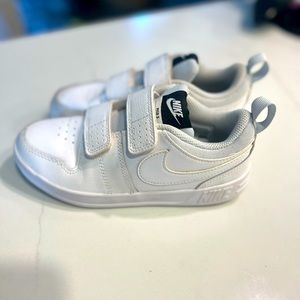 Little boys nike Pico 5 size 13